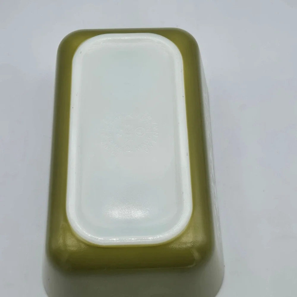 Vintage Pyrex Spring Blossom Refrigerator Dish 502 Crazy Daisy 1.5 Pt No Lid